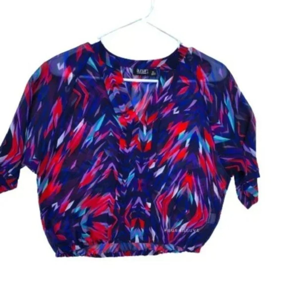 Vibrant ANA Abstract Starburst Sheer Weird Girl Cropped Short Sleeve V-Neck Top